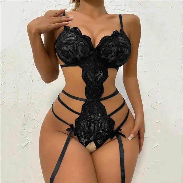 Élan Floral Elegance Lace Set